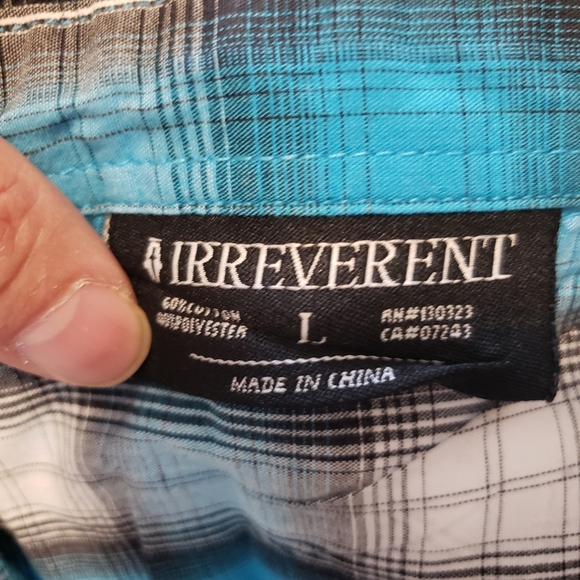 IRREVERENT SHORT SLEEVE BUTTON UP SHIRT...SIZE-LARGE - Picture 7 of 7